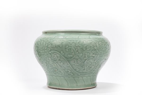 A CELADON PORCELAIN VASE