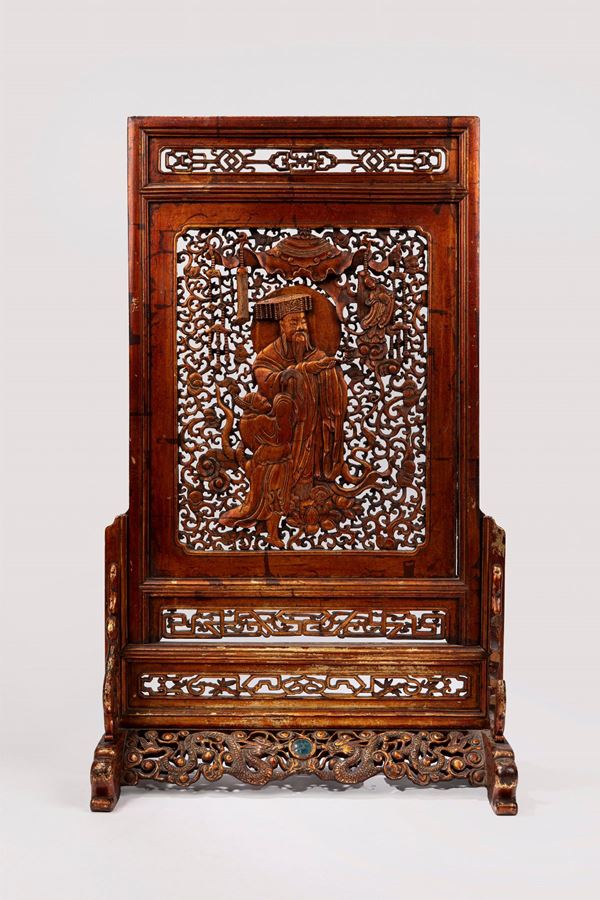 A WOODEN SCREEN TABLE