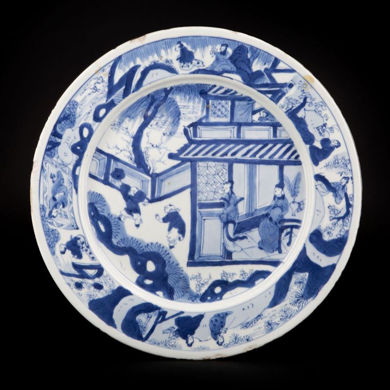 Piatto in porcellana bianca e blu, Cina, dinastia Qing, periodo Kangxi
