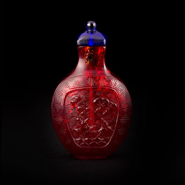 RED GLASS SNUFF BOTTLE