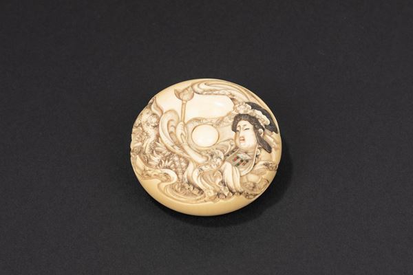 ☼AN IVORY MENJU NETSUKE