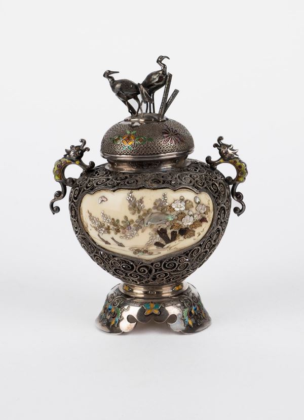☼A SHIBAYAMA SILVER CENSER