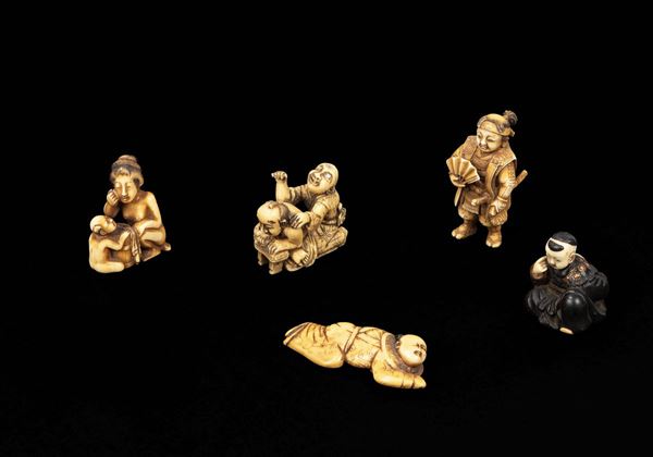 ☼FIVE IVORY NETSUKE/OKIMONO