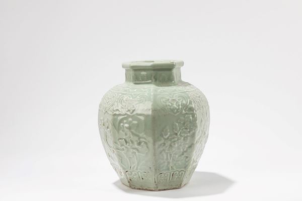 A PORCELAIN CELADON VASE