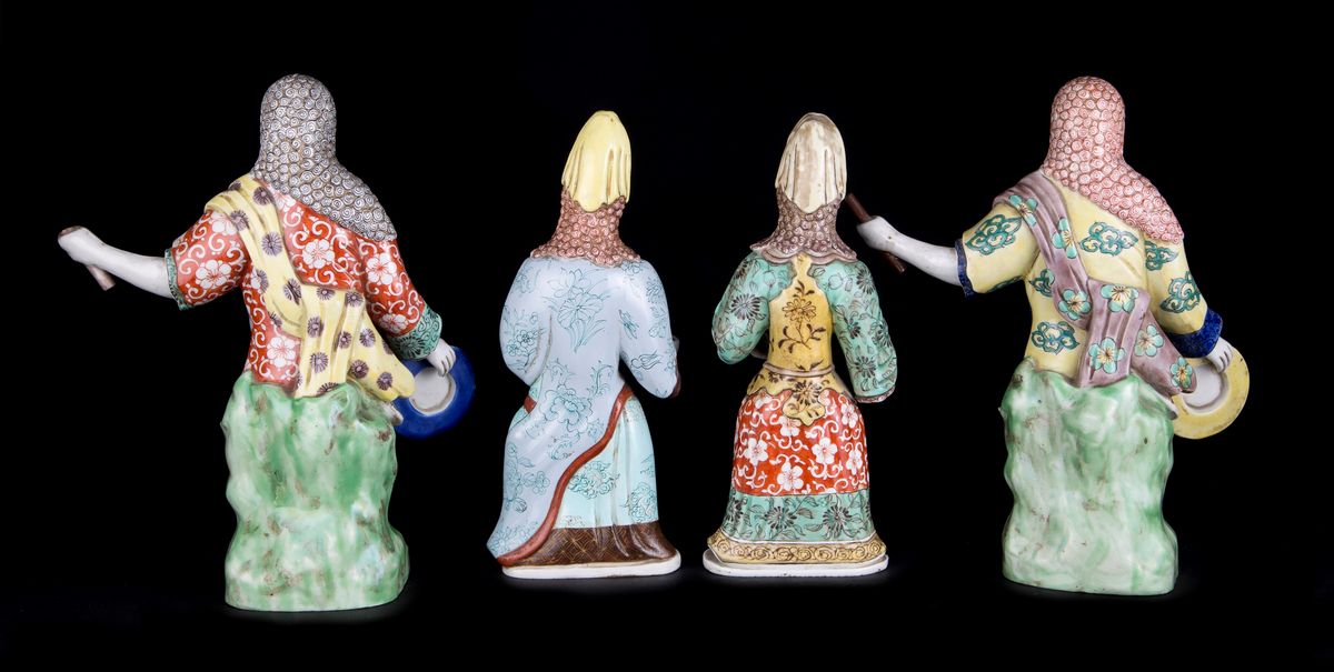 Probabilmente Samson, Quattro figure di cortigiani europei in porcellana Famiglia Verde