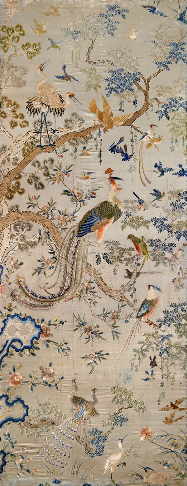 A LARGE POSSIBLY IMPERIAL SILK AND GOLD EMBROIDERY