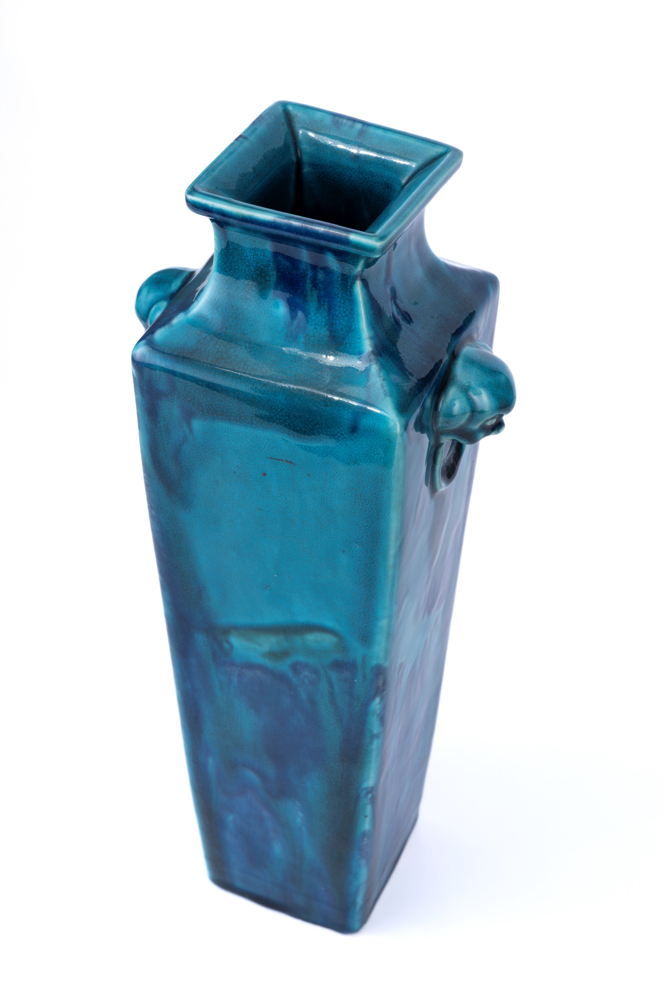 RARO VASO IN PORCELLANA MONOCROMA