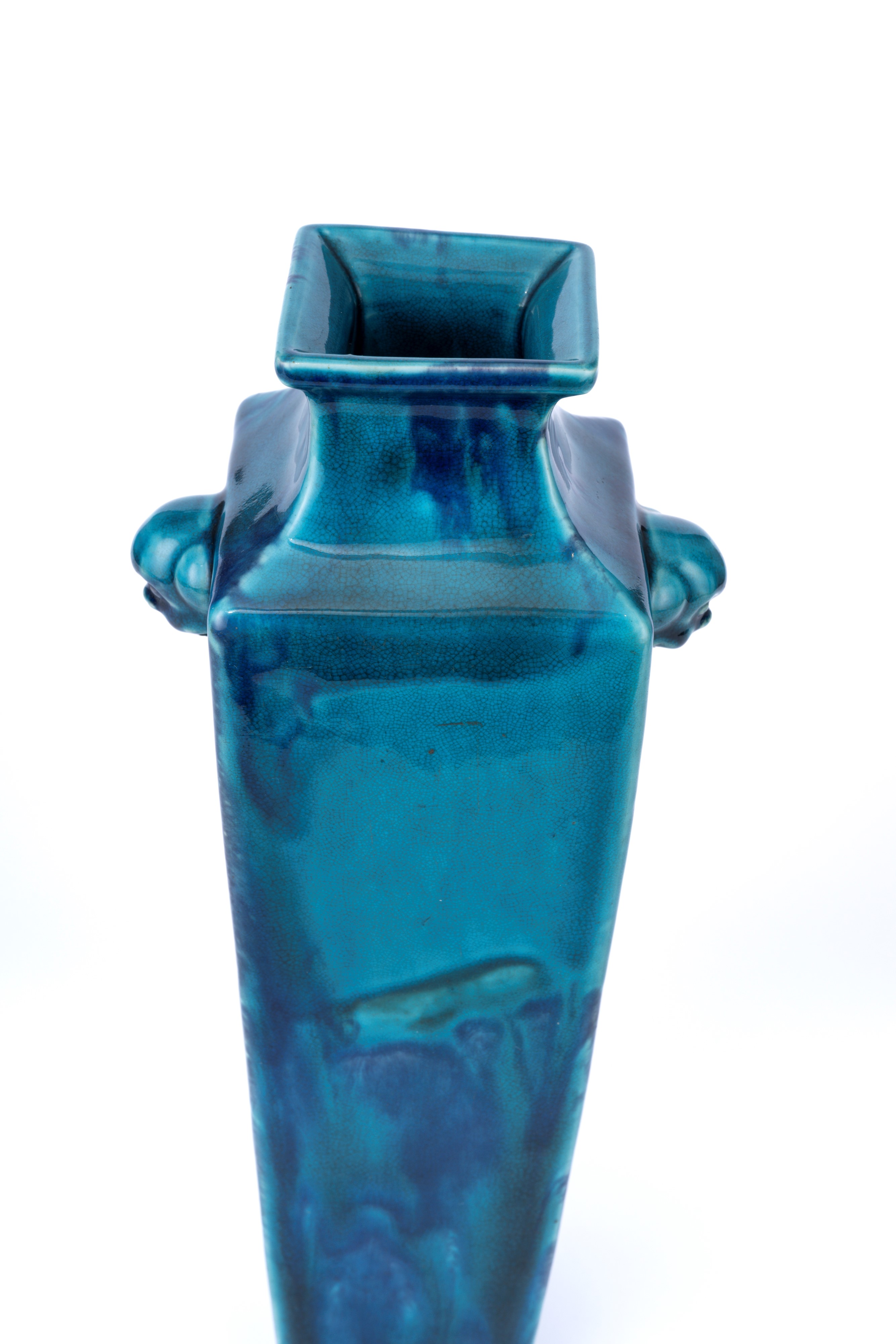 RARO VASO IN PORCELLANA MONOCROMA