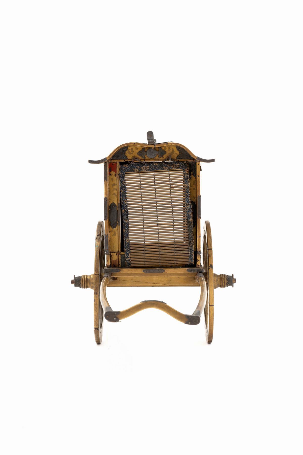 Carrozza in Legno Laccato Dorato