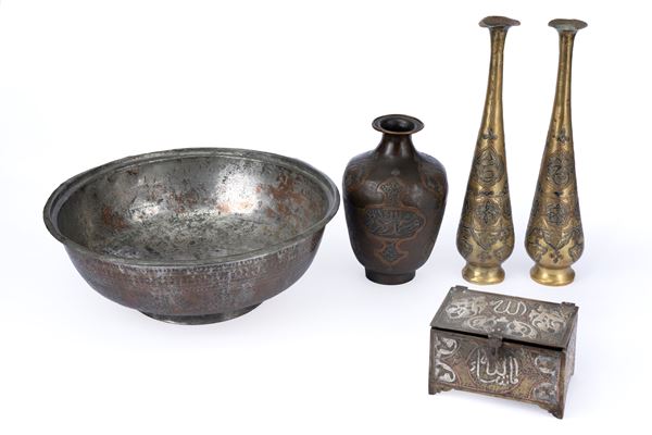 FIVE PIECES IN COPPER AND BRASS  (Syria or Egypt, 19th / 20th century)  - Auction Fine Asian Art - Marcopolo srl - Marcopolo Asian Art Auction Milano