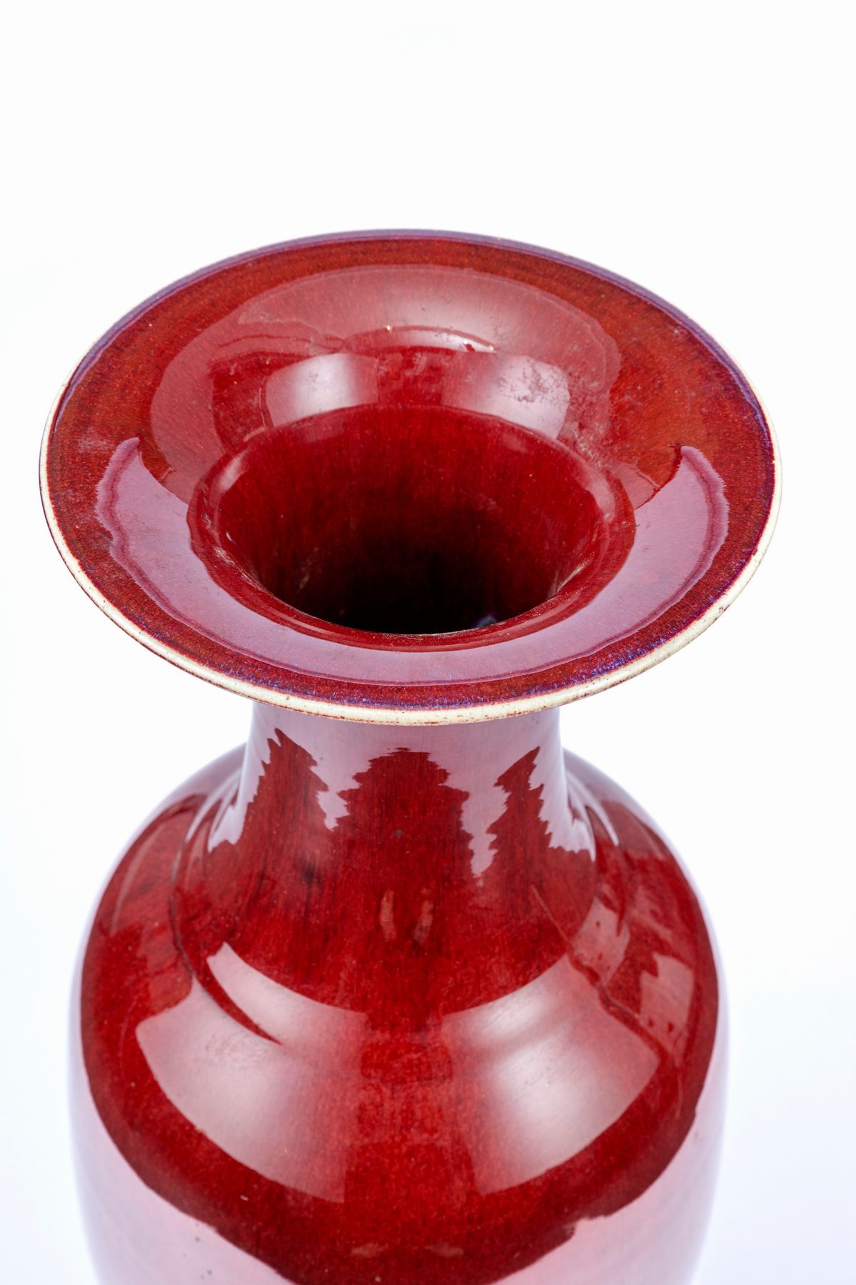 COPPIA DI GRANDI VASI MONOCROMI SANG-DE-BOEUF