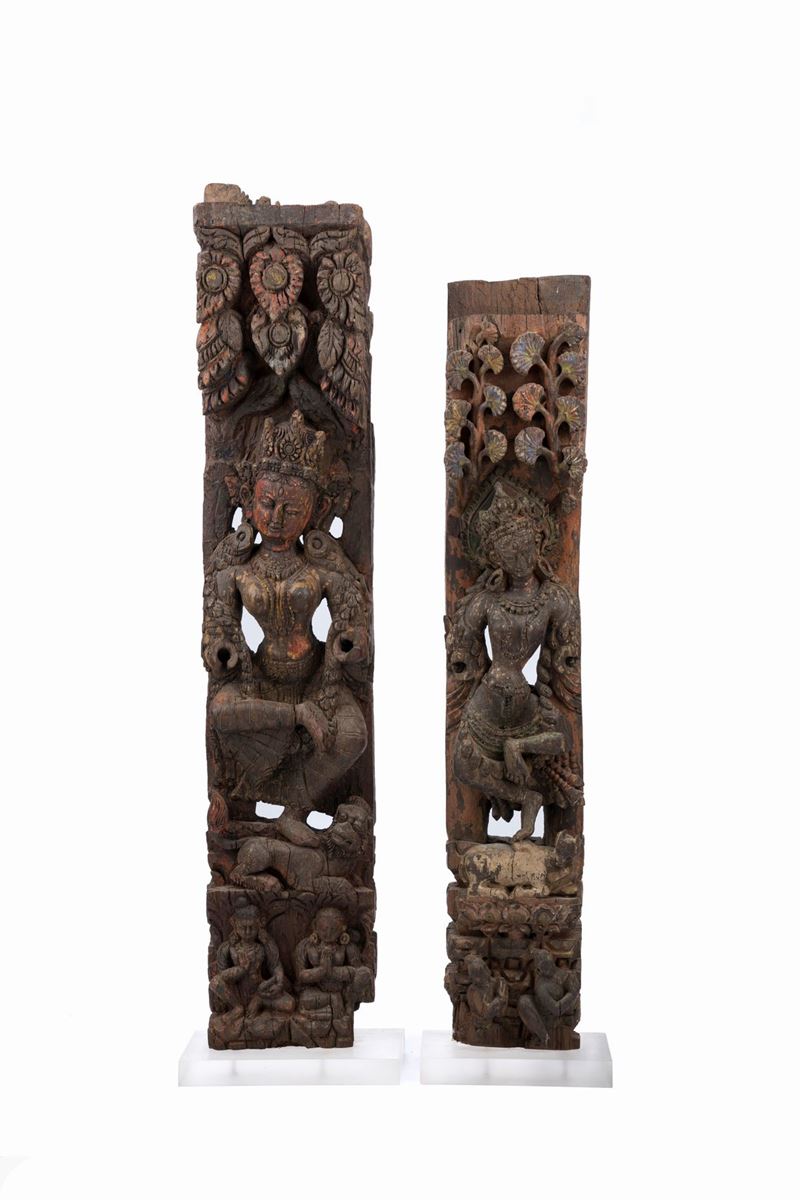 Due Figure in Legno