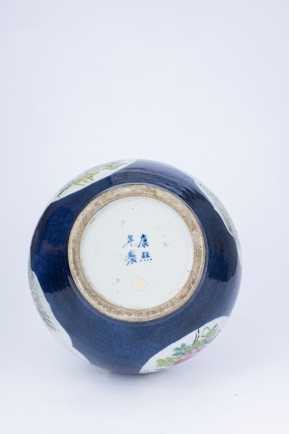 VASO IN PORCELLANA QIANJIANG FIRMATO DA WENXIN