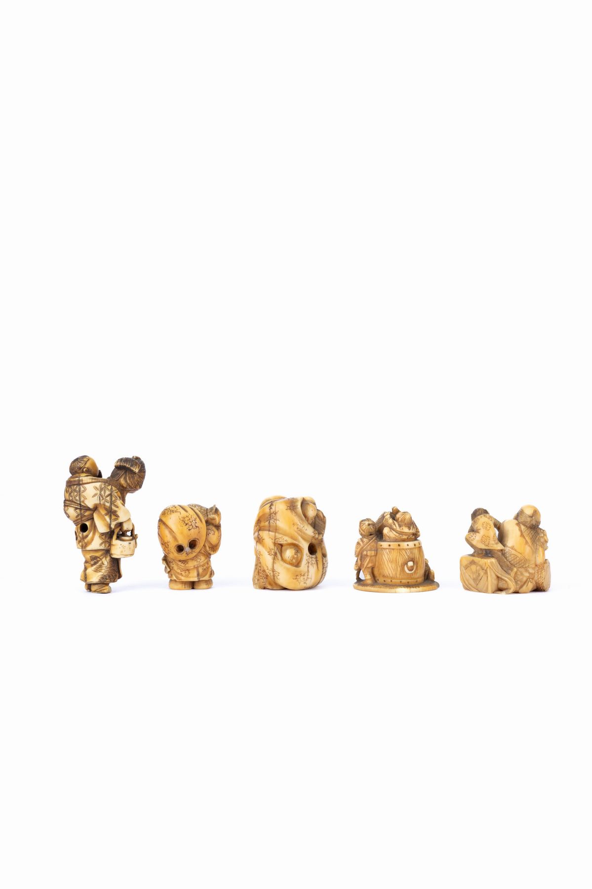 ☼cinque Netsuke