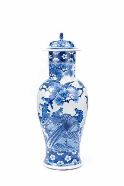 Grande Vaso in Porcellana Bianca e Blu