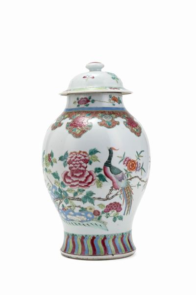 Potiche in Porcellana Famiglia Rosa