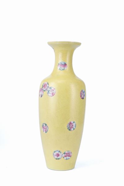 Vaso in Porcellana Famiglia Rosa