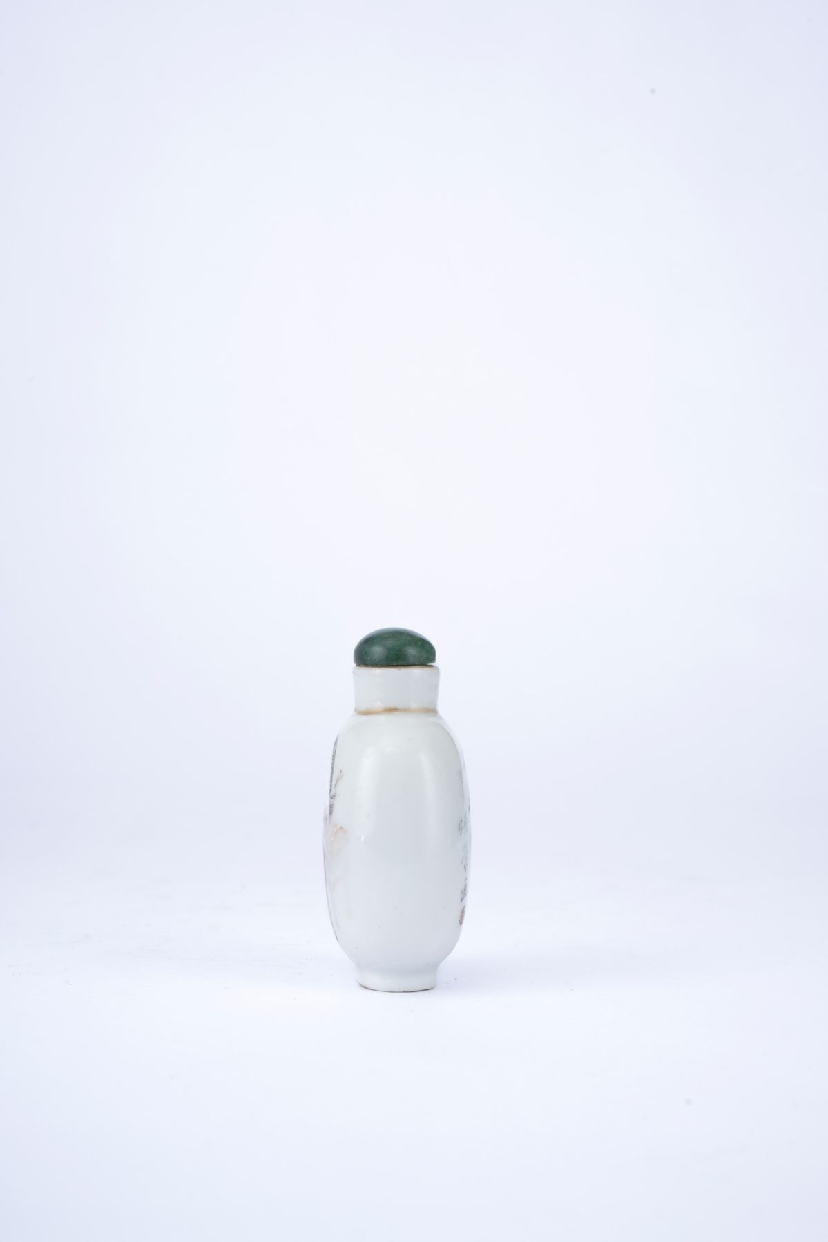 SNUFF BOTTLE IN PORCELLANA QIANJIANG FIRMATA DA ZHAN HUANRONG