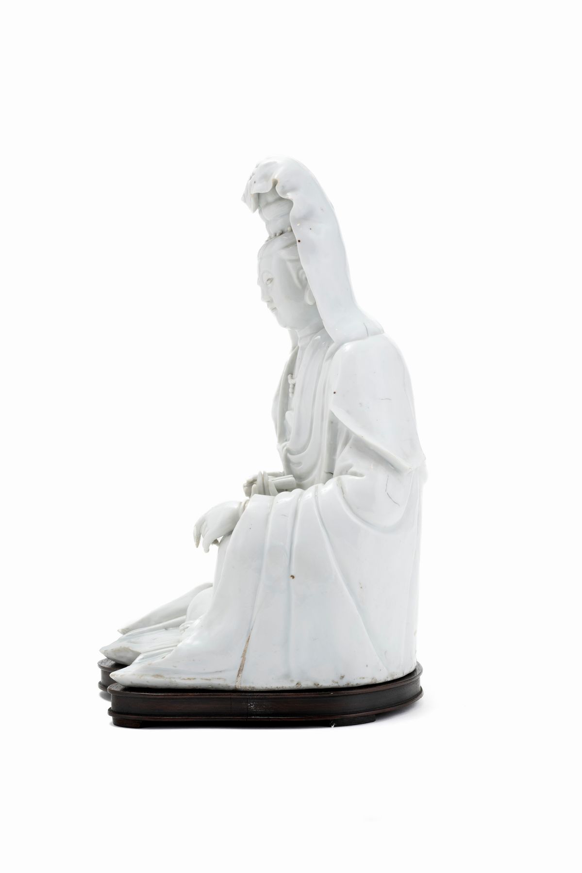 GUANYIN IN PORCELLANA DEHUA