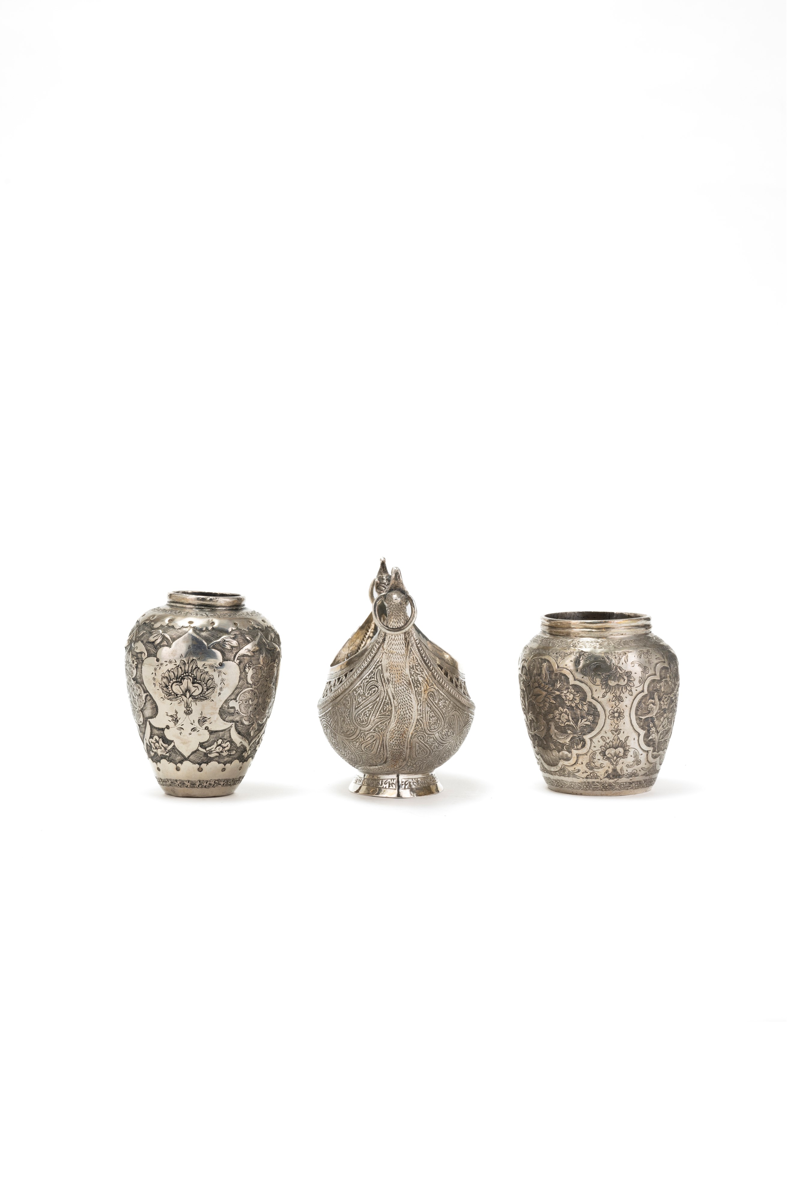 Set di Tre Vasi in Argento