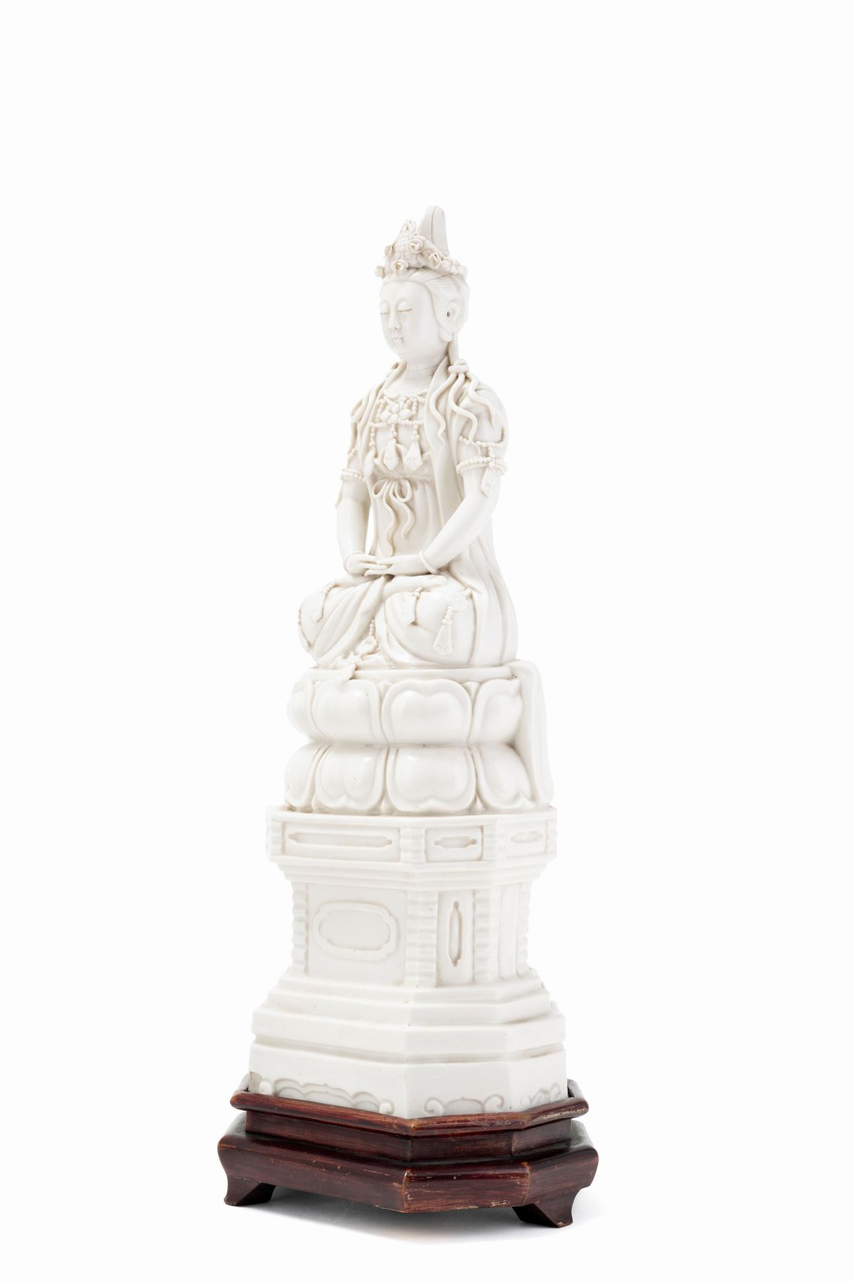 GUANYIN IN PORCELLANA BLANC DE CHINE
