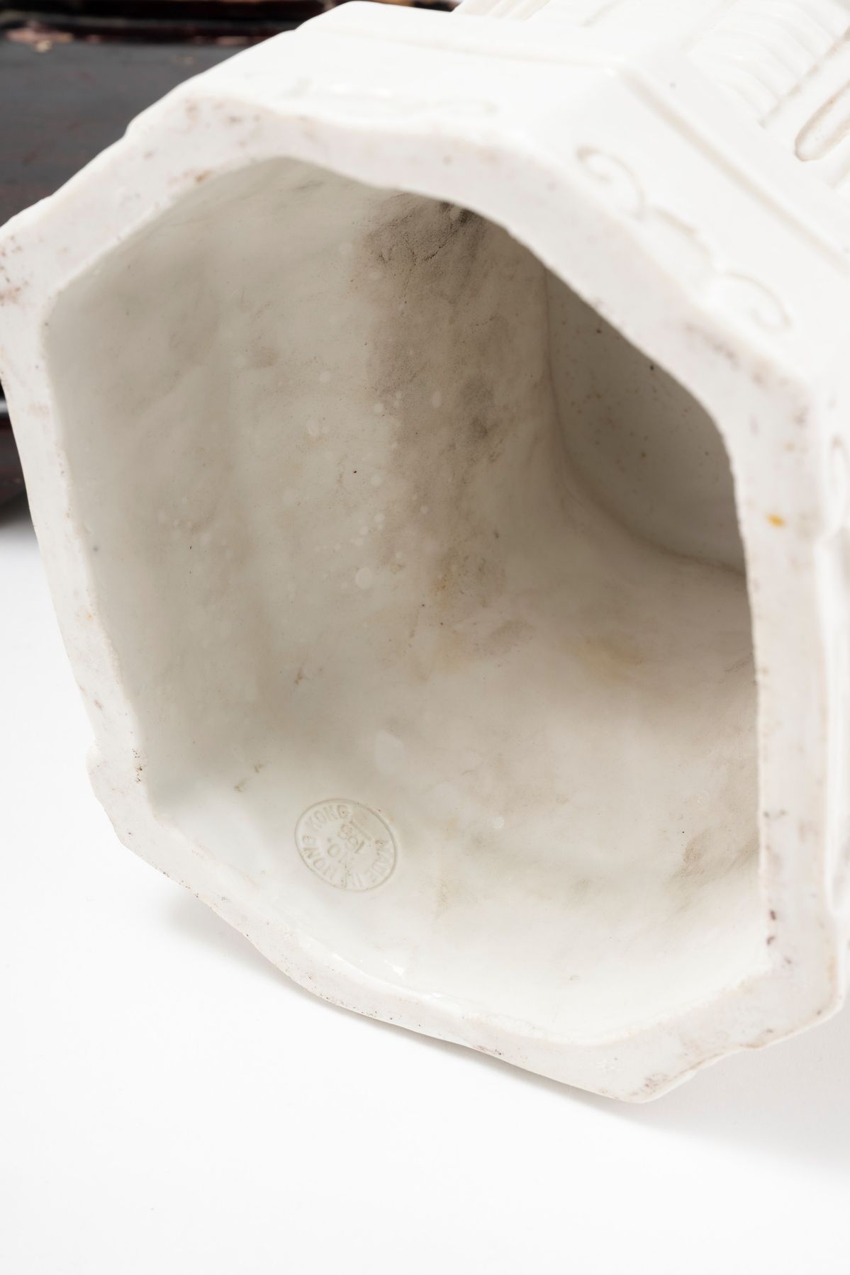 GUANYIN IN PORCELLANA BLANC DE CHINE