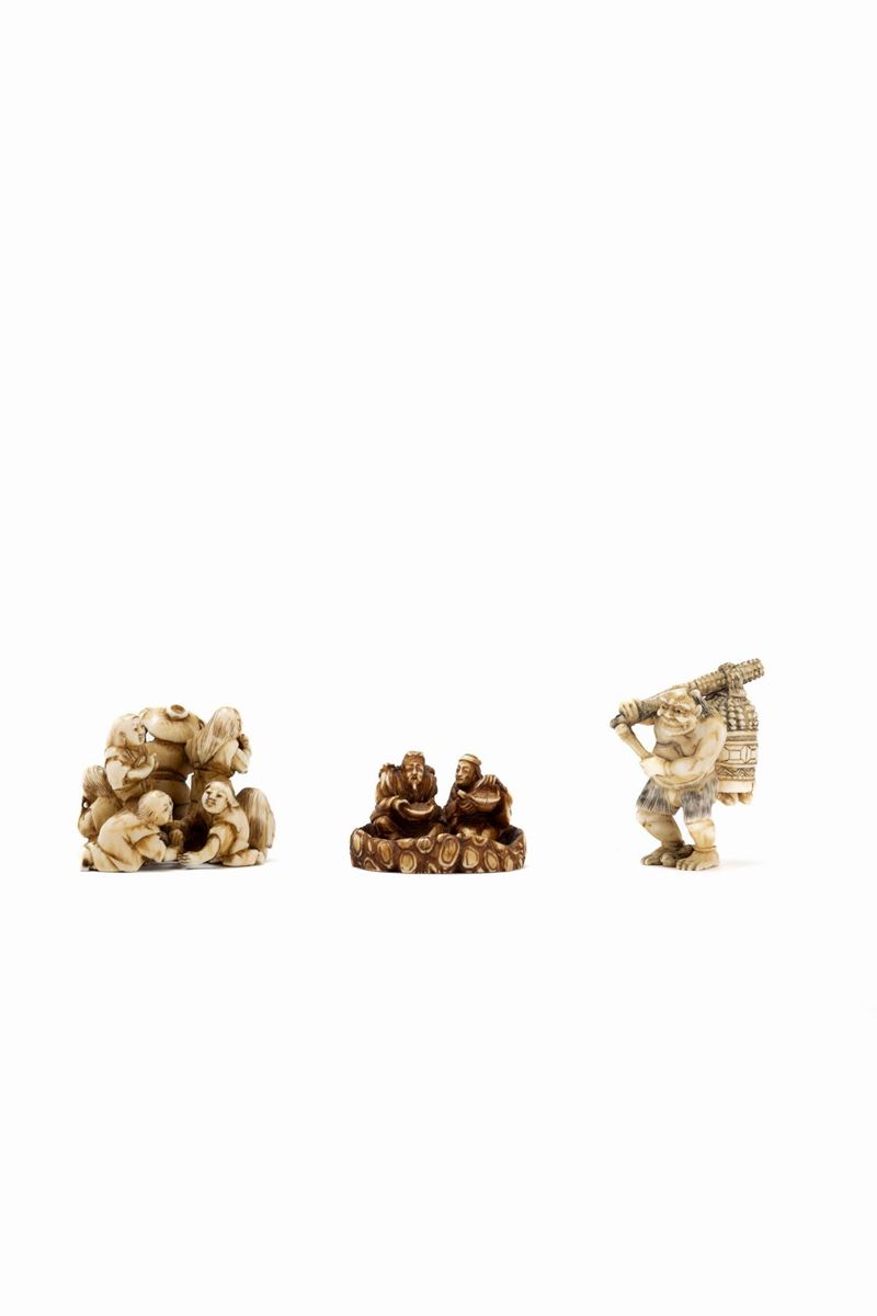 ☼tre Netsuke in Avorio