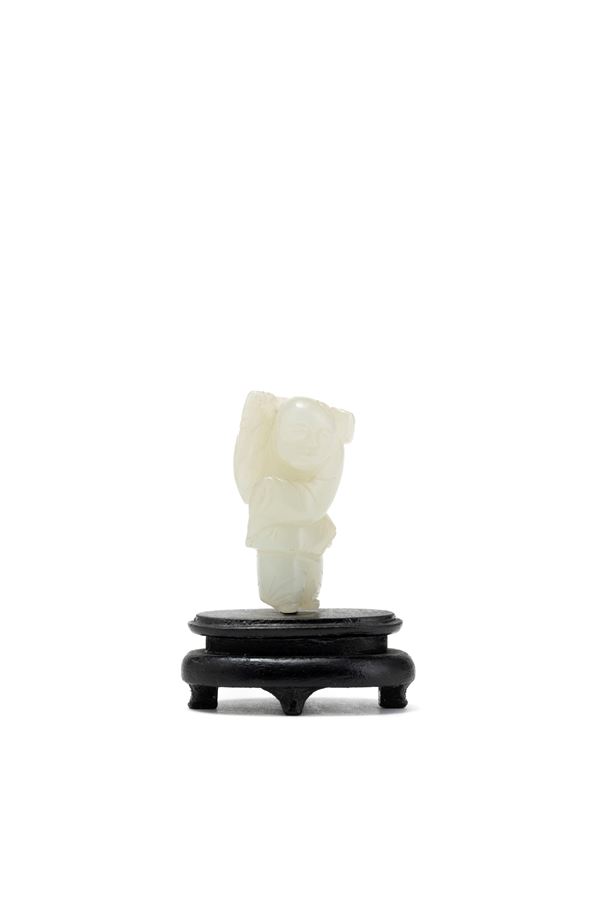 A SMALL JADE CARVING