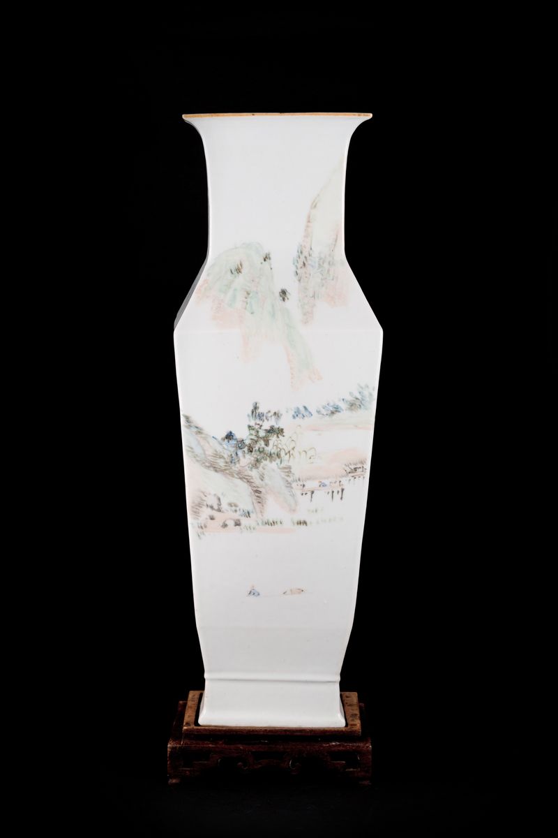 GRANDE E RARO VASO IN PORCELLANA QIANJIANG FIRMATO DA REN HUANZHANG