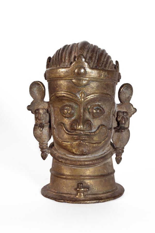 MUKHALINGA IN BRONZO  (India, Maharashtra, XIX secolo)  - Asta Fine Asian Art - Marcopolo srl - Marcopolo Asian Art Auction Milano