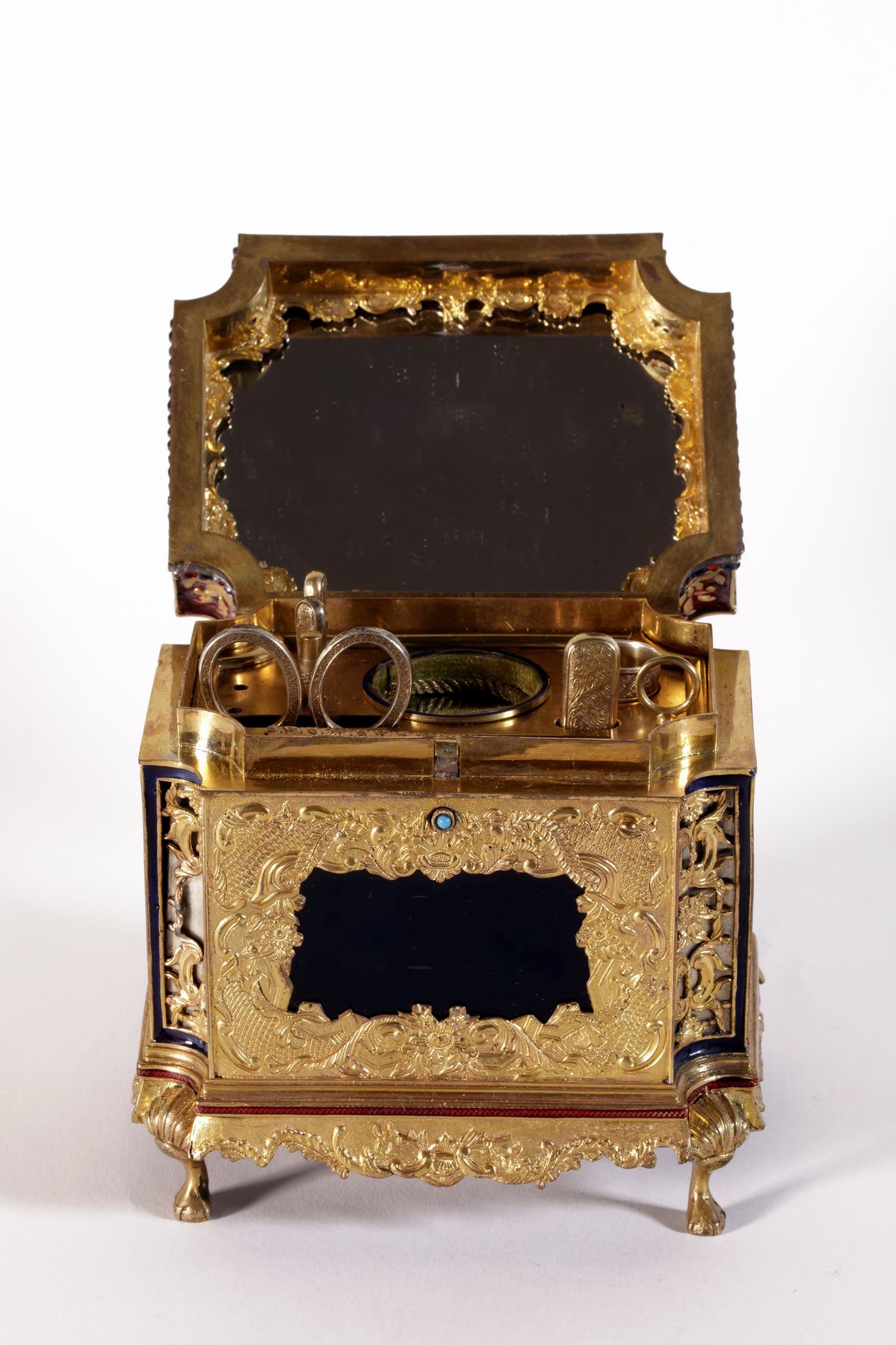 Raro Scrigno Montato con Orologio in Metallo Dorato e Vetro