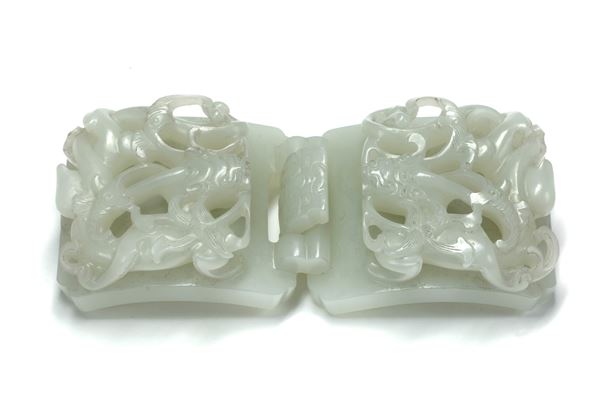 A LARGE JADE BELT HOOK AND BUCKLE