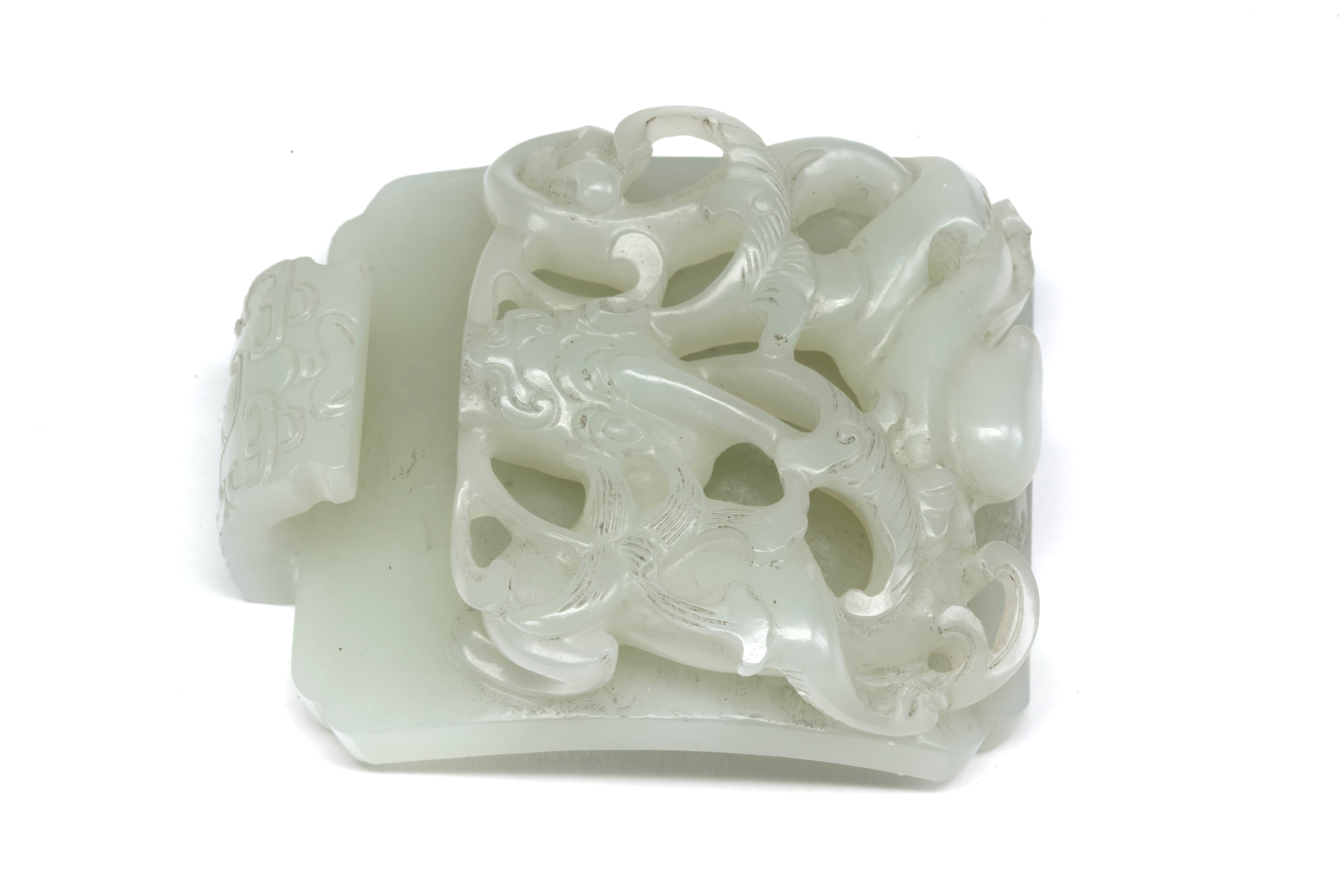 GRANDE GANCIO E FIBBIA DA CINTURA IN GIADA