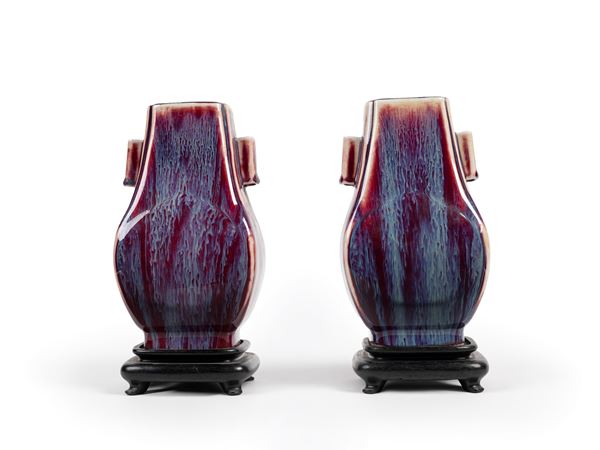 A PAIR OF FLAMBE PORCELAIN FANGHU VASES
