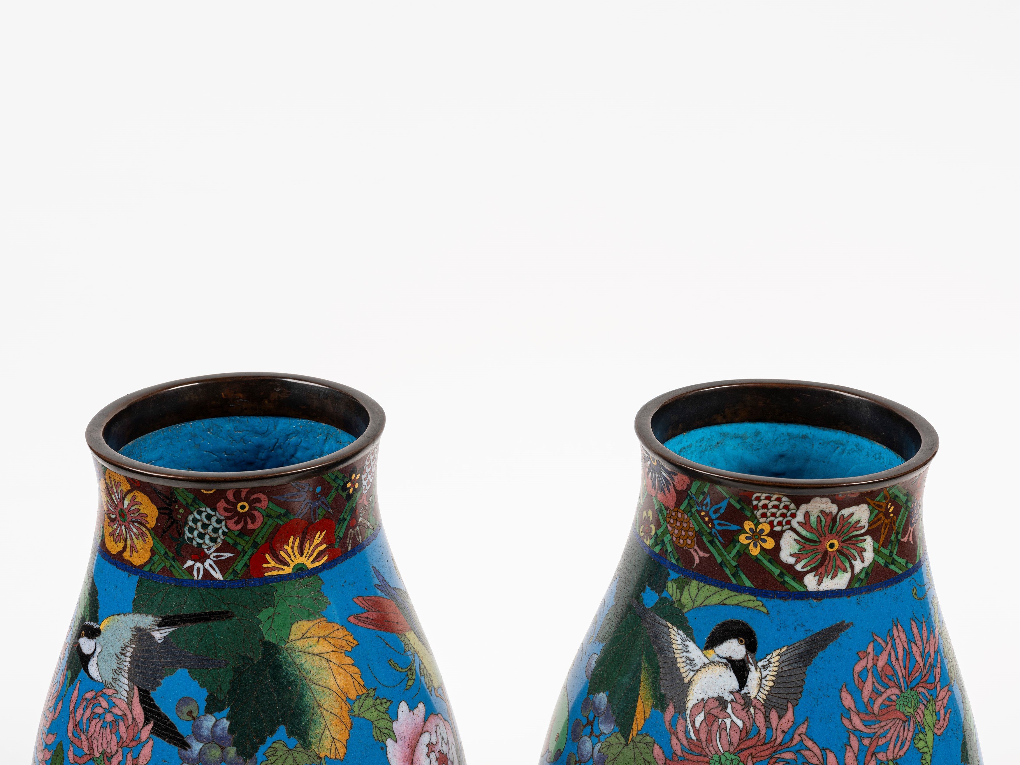 Coppia di Vasi in Cloisonné