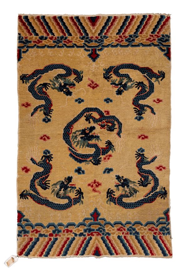 A DRAGON CARPET