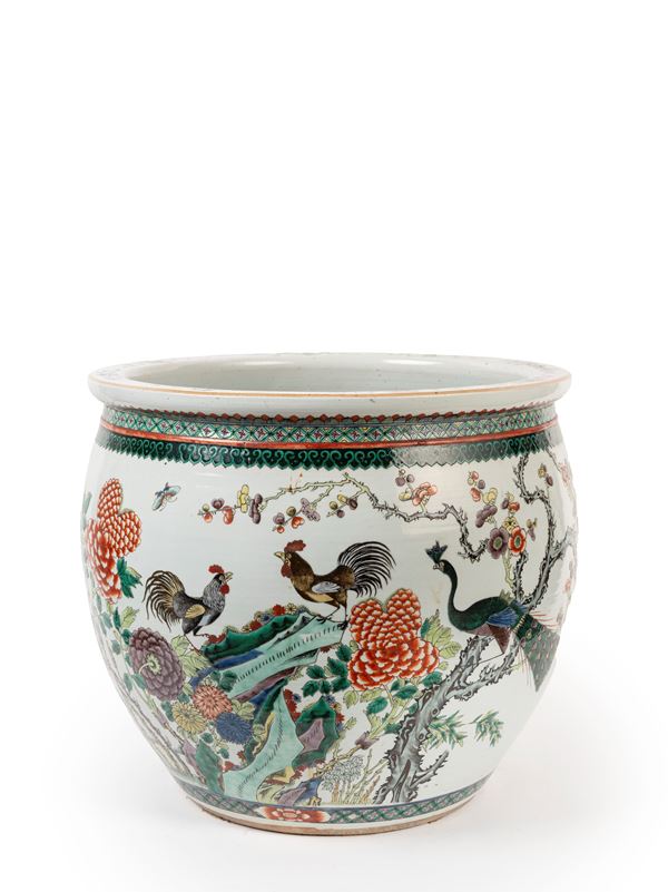 A FAMILLE VERTE PORCELAIN JARDINIERE