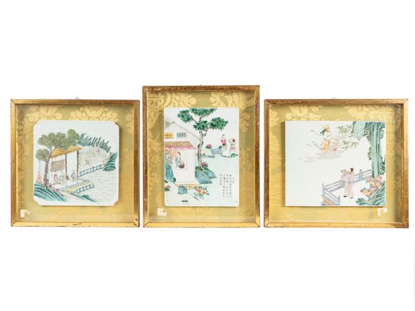 THREE FAMILLE ROSE PORCELAIN PLAQUES 
