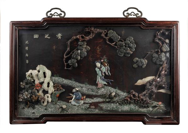 A WOODEN AND JADE SCREEN