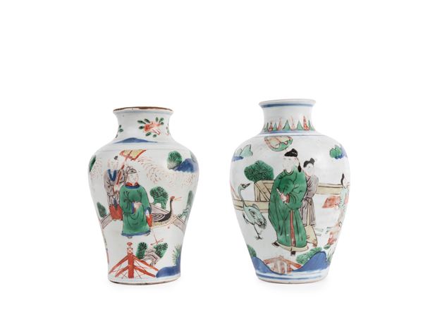 TWO WUCAI PORCELAIN VASES