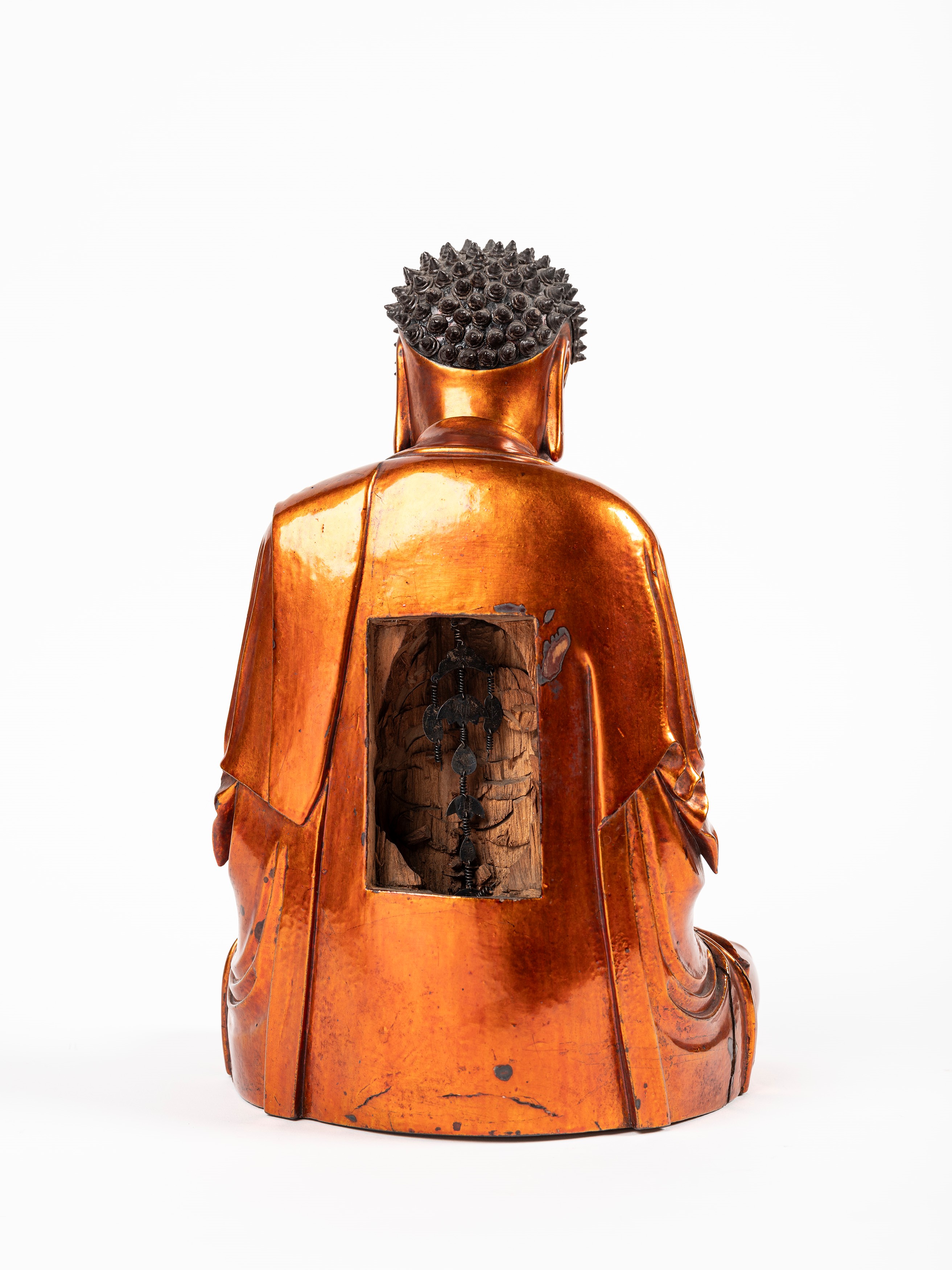 FIGURA DEL BUDDHA SAKYIAMUNI IN LEGNO LACCATO