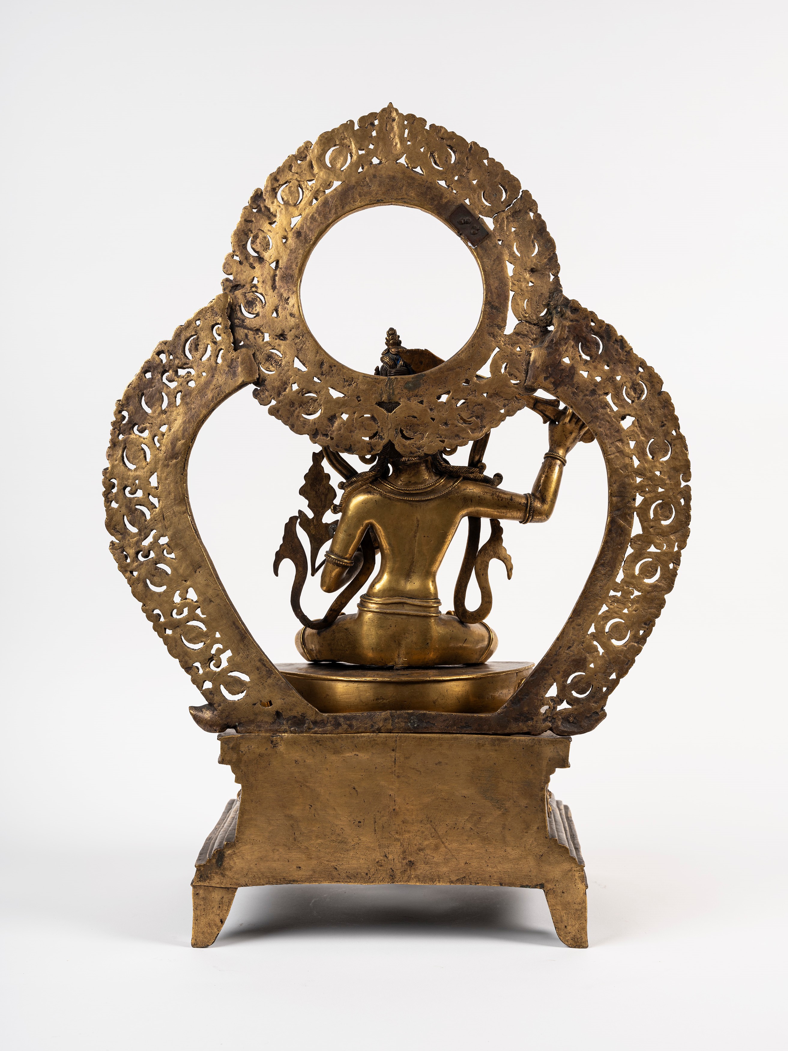 IMPORTANTE E GRANDE FIGURA IN BRONZO DORATO
