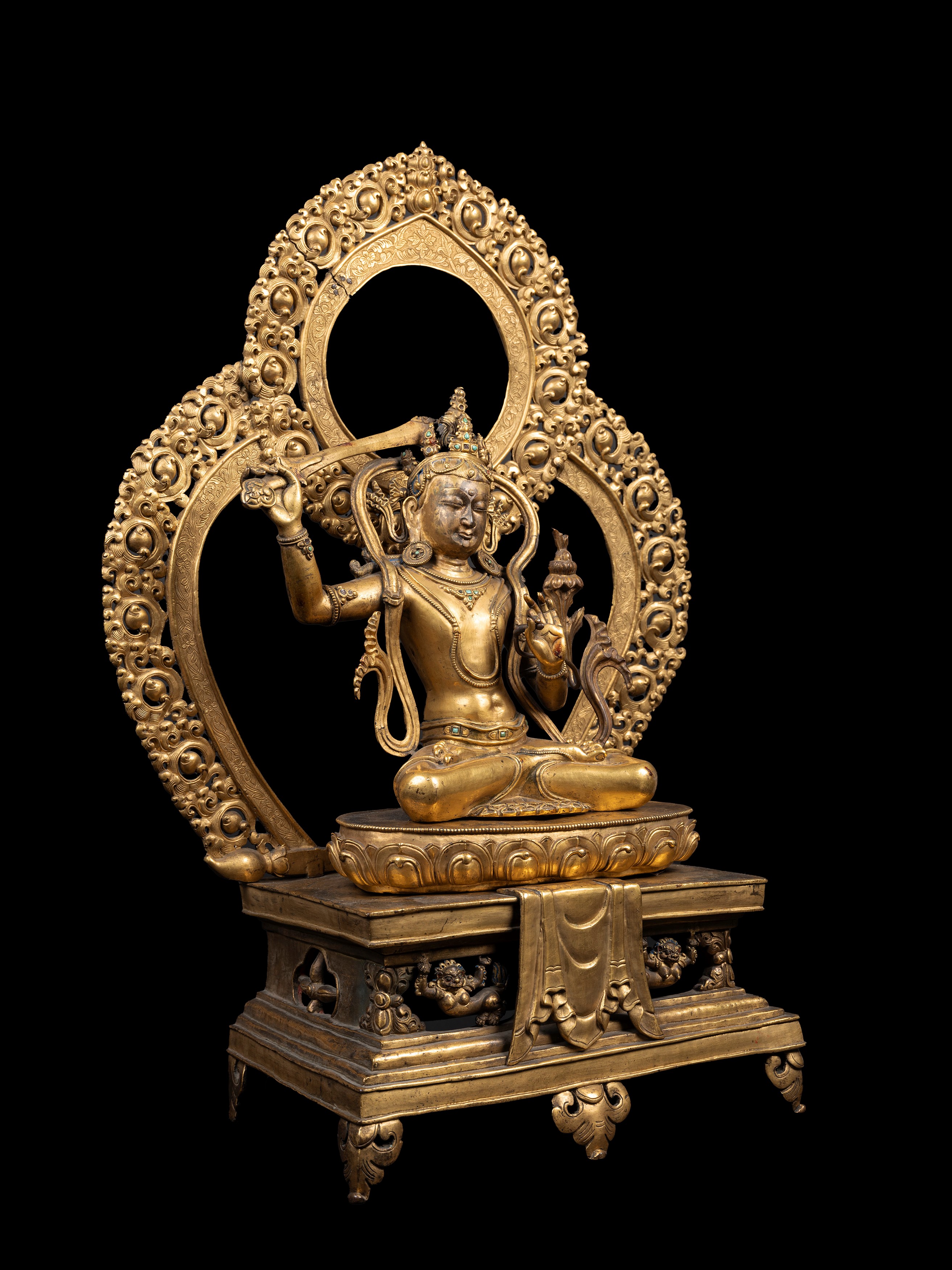 IMPORTANTE E GRANDE FIGURA IN BRONZO DORATO