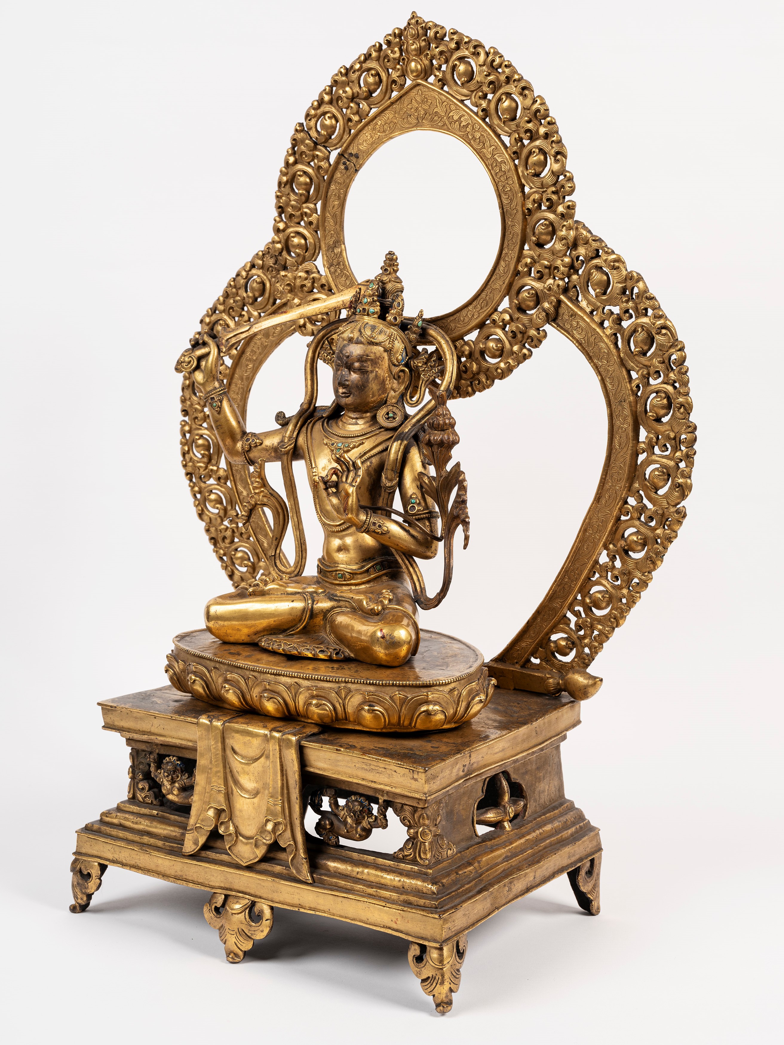 IMPORTANTE E GRANDE FIGURA IN BRONZO DORATO