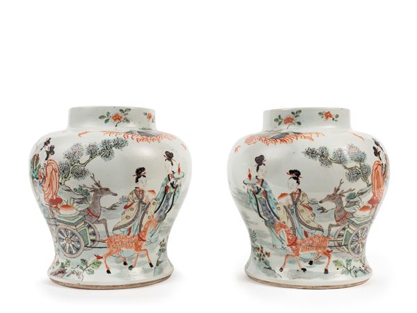 A PAIR OF FAMILLE VERTE JAR