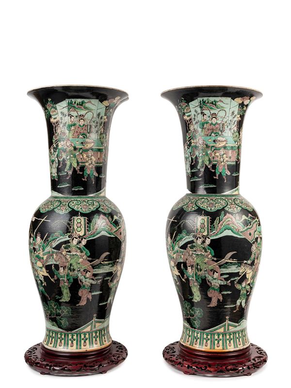 A PAIR OF LARGE FAMILLE-NOIR YENYEN PORCELAIN VASES