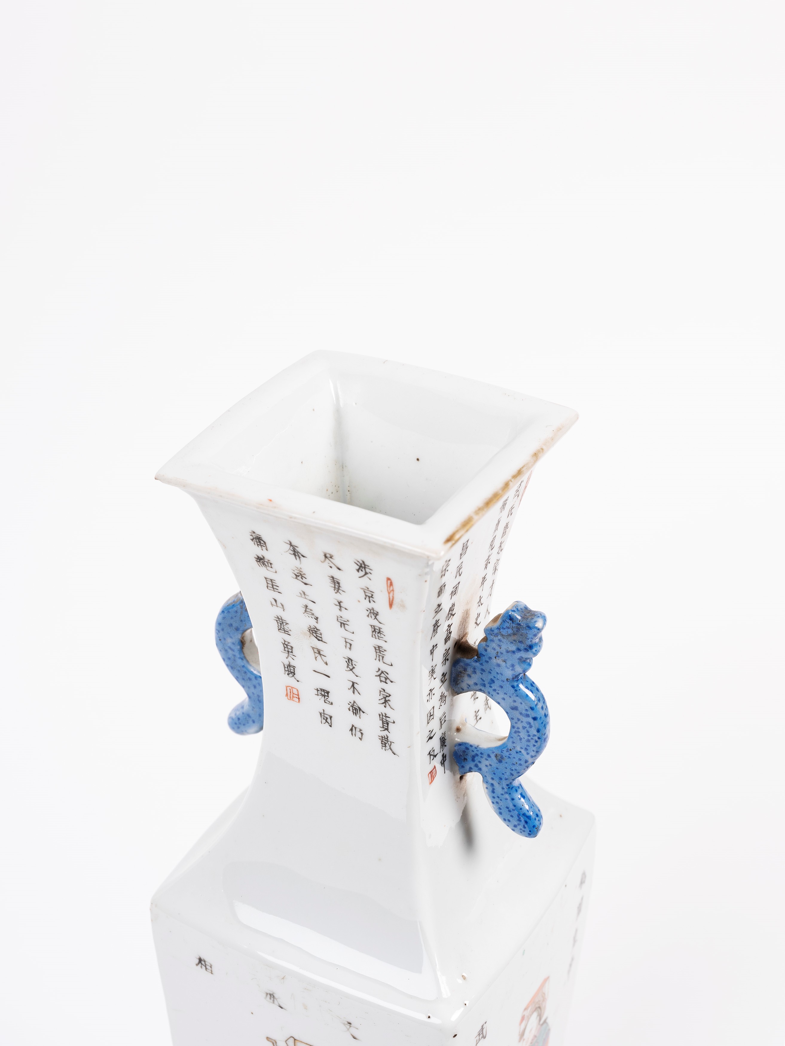 VASO IN PORCELLANA FAMIGLIA ROSA A COLONNA DI BALAUSTRA