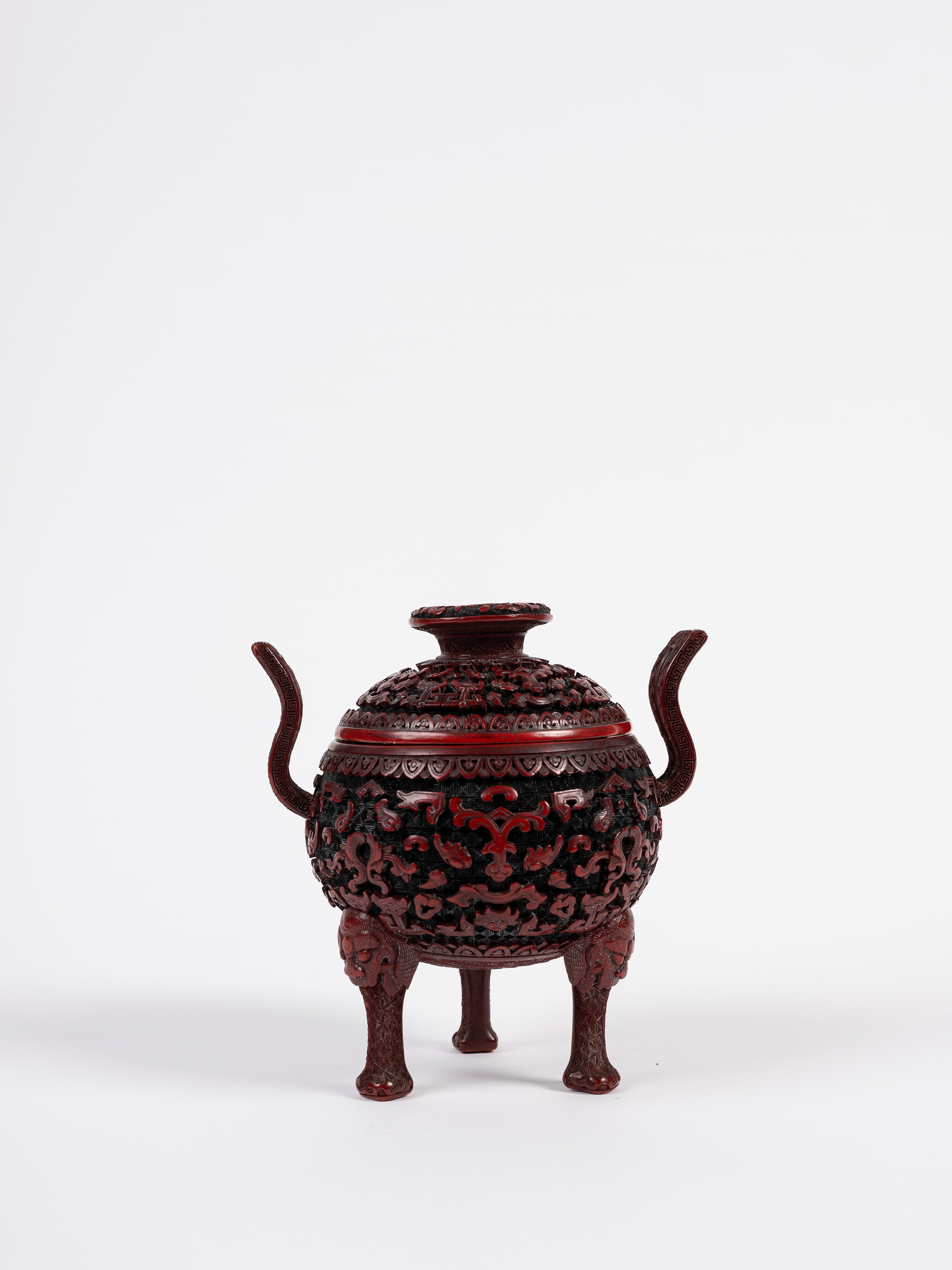 INCENSIERE TRIPODE IN LACCA DI CINABRO