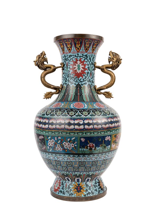 A LARGE CLOISONNÉ VASE