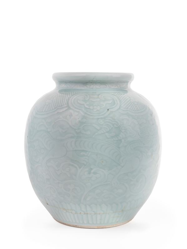 A CELADON-GLAZED TAIBAI PORCELAIN JAR 